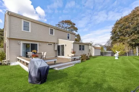 1 Hemlock Rd, Hingham, MA 02043 photo 11