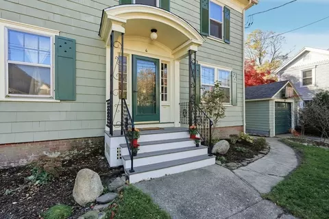4 School St, Northampton, MA 01060