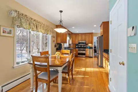 20 Meadow Rd, Beverly, MA 01915 photo 12