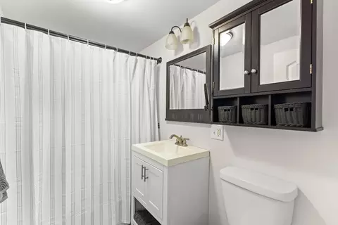 33 White St, Raynham, MA 02767 photo 7
