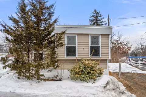 350 West St #5, Ludlow, MA 01056