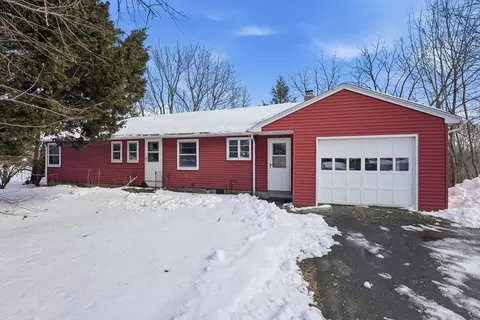 303 Kibbe Rd, East Longmeadow, MA 01028