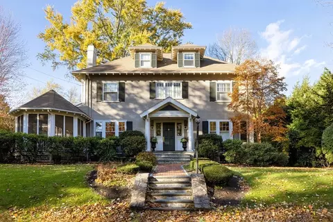91 Waban Ave, Waban, MA 02468