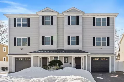 17 Wadsworth Ave #2, Waltham, MA 02453