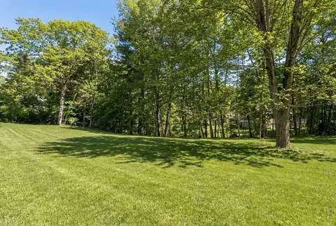 41 Scadding St, Taunton, MA 02780 photo 3