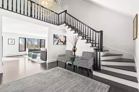 22 Cranmore Rd, Wellesley, MA 02481 photo 6