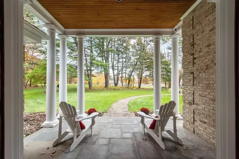 2 Duston Ln, Acton, MA 01720 photo 3