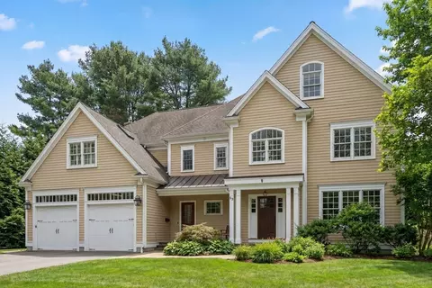 53 Chesterton Rd, Wellesley, MA 02481