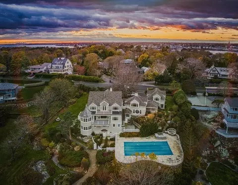 349 Ocean Ave, Marblehead, MA 01945