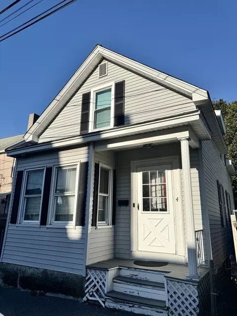 4 Walnut St, Taunton, MA 02780