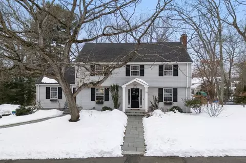 71 Westgate Rd, Wellesley, MA 02481