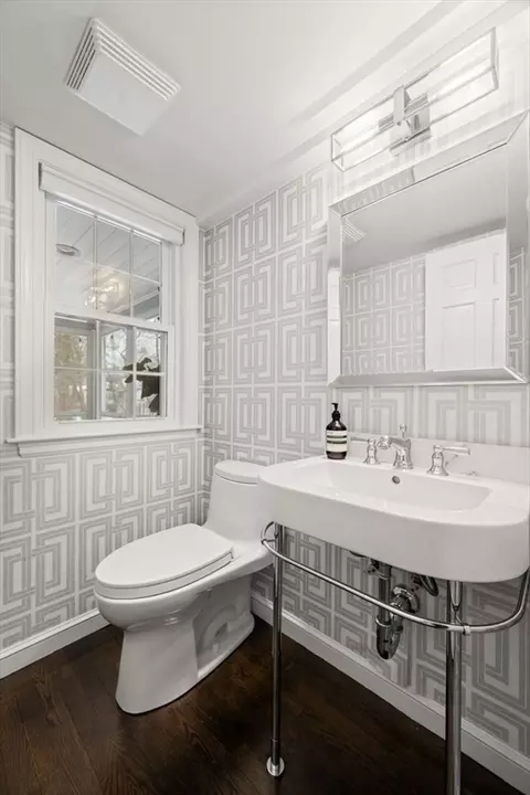 71 Westgate Rd, Wellesley, MA 02481 photo 14
