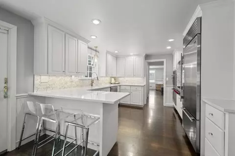 71 Westgate Rd, Wellesley, MA 02481 photo 6