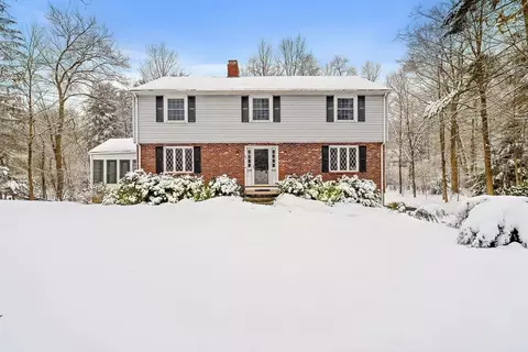 95 Concord Rd, Acton, MA 01720