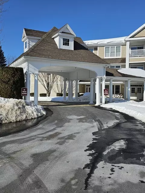 1217 Emerald Ct #1217, Tewksbury, MA 01876