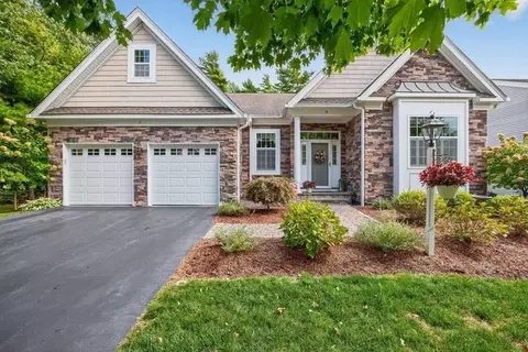 4 Woodsong, Plymouth, MA 02360