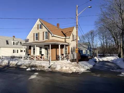 79 Lawrence St, Salem, MA 01970