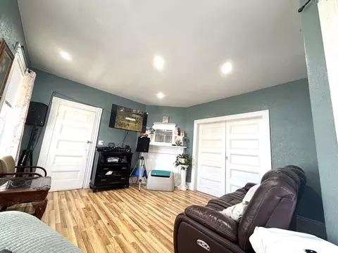 46-46 A Dorchester St, Lawrence, MA 01843 photo 6