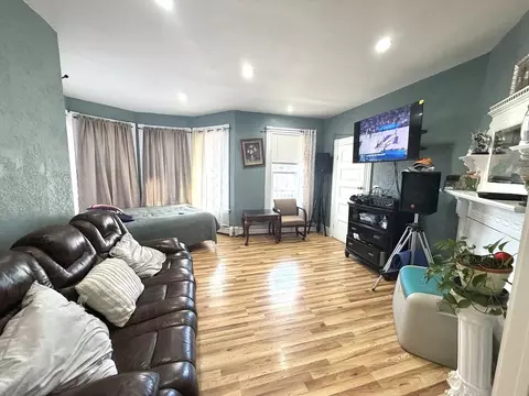 46-46 A Dorchester St, Lawrence, MA 01843 photo 8