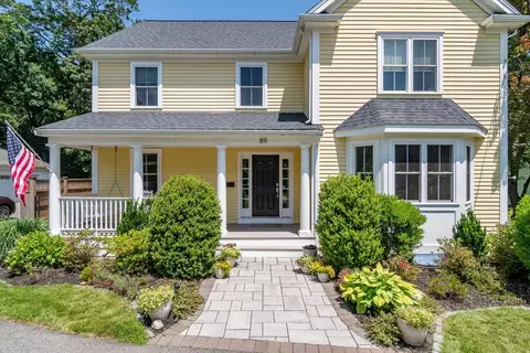89 W Central St, Natick, MA 01760