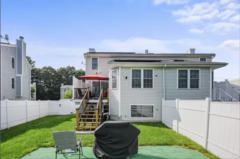 Exterior - 66 Ledgecrest Dr, Worcester, MA 01603 photo 6 of 8