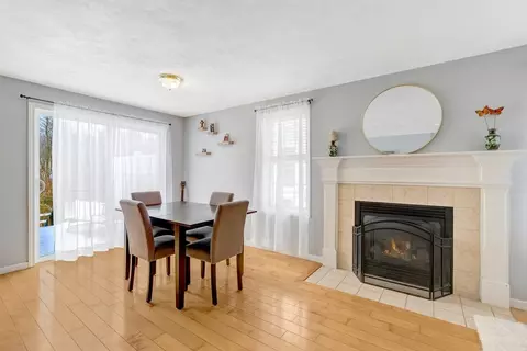 Dining - 66 Ledgecrest Dr, Worcester, MA 01603 photo 2 of 5