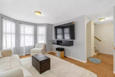 Living - 66 Ledgecrest Dr, Worcester, MA 01603 photo 2 of 2