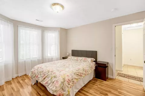Bedroom - 66 Ledgecrest Dr, Worcester, MA 01603 photo 3 of 5