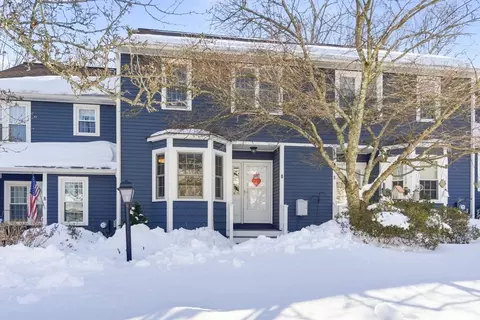 4 Waterfall Ln #4, Milford, MA 01757