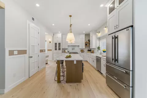 54 Pilgrim Rd, Natick, MA 01760 photo 9