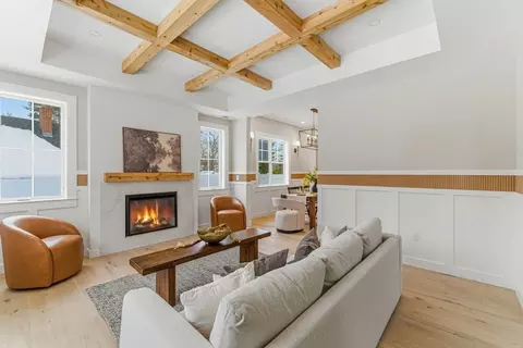 54 Pilgrim Rd, Natick, MA 01760 photo 5