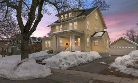 10 Winchester St, Haverhill, MA 01835