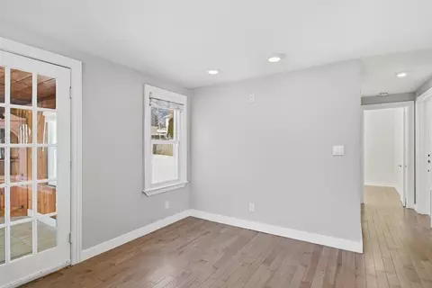 32 Glenview Dr, West Springfield, MA 01089 photo 8