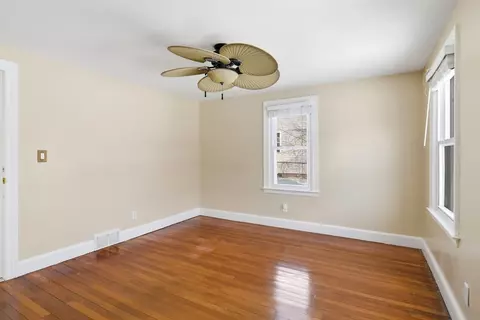32 Glenview Dr, West Springfield, MA 01089 photo 18