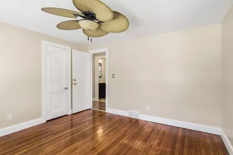 32 Glenview Dr, West Springfield, MA 01089 photo 16