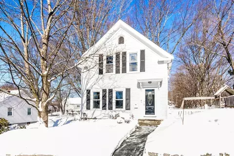 4 Garfield Ave, Stoneham, MA 02180