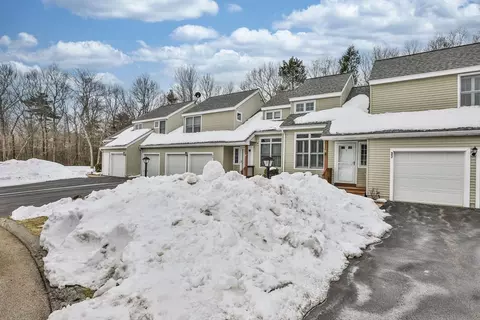37 Coles Way #37, Atkinson, NH 03811