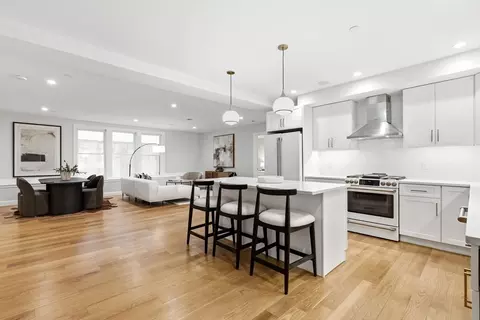 40 Westmoreland St #5, Boston, MA 02124
