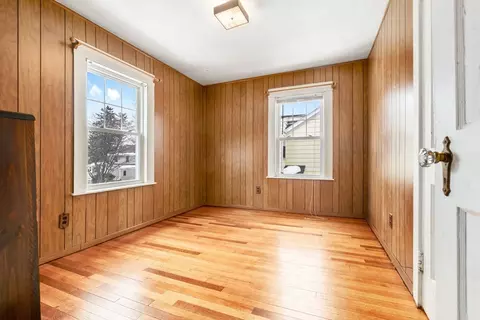 Bedroom - 14 Chase St, Danvers, MA 01923 photo 7 of 8