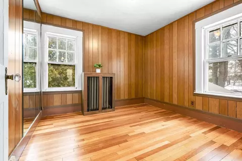 Bedroom - 14 Chase St, Danvers, MA 01923 photo 1 of 8