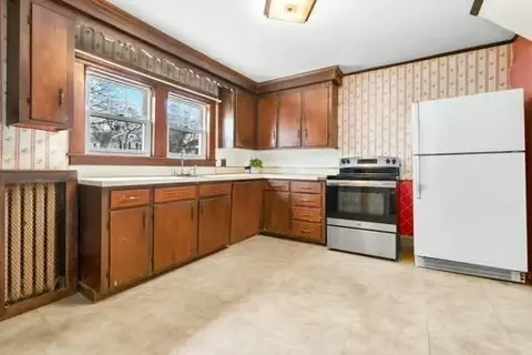 Kitchen - 14 Chase St, Danvers, MA 01923 photo 2 of 3