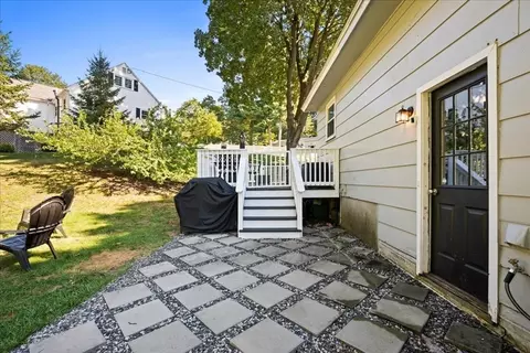 Exterior - 32 Stratton Dr, Hudson, MA 01749 photo 7 of 11