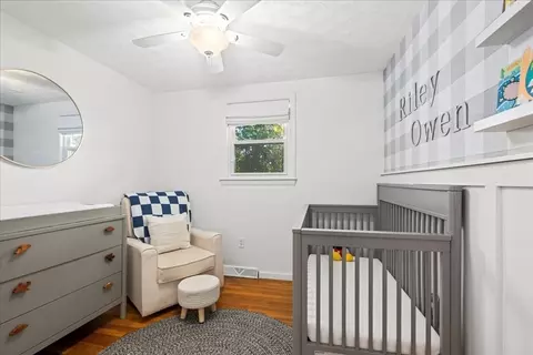 Bedroom - 32 Stratton Dr, Hudson, MA 01749 photo 3 of 4