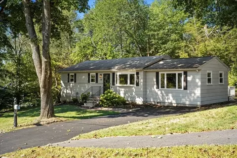 Exterior - 32 Stratton Dr, Hudson, MA 01749 photo 11 of 11