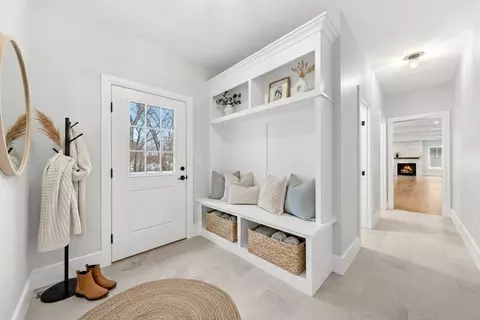 1 Richard Rd, Natick, MA 01760 photo 6