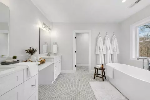 1 Richard Rd, Natick, MA 01760 photo 21