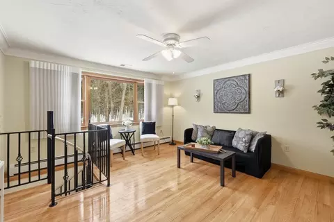 28 Nonquit St, Worcester, MA 01604 photo 5