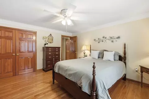28 Nonquit St, Worcester, MA 01604 photo 12