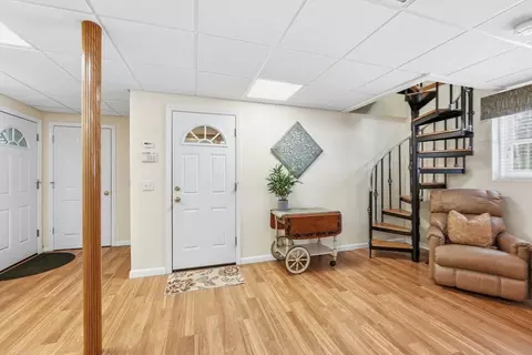 28 Nonquit St, Worcester, MA 01604 photo 27