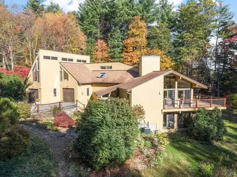 79 Old Orchard Ln, Boxborough, MA 01719